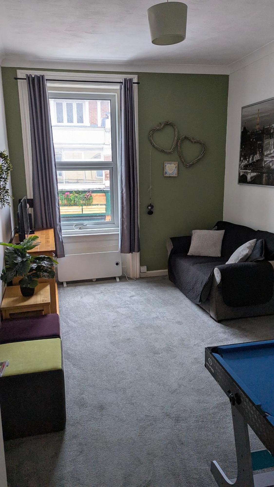 Homely Apartment In The Heart Of Town Centre - Sleeps 6 Борнмут Экстерьер фото